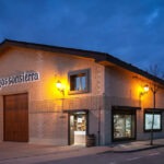 ruta-del-vino-de-rioja-alta-bodegas-sonsierra-fachada